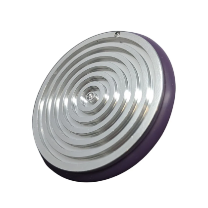 Metal specimen chuck for MICROM/QS cryostats