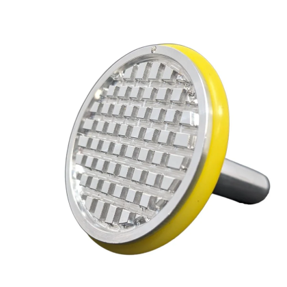 Metal specimen chuck for SHANDON cryostats