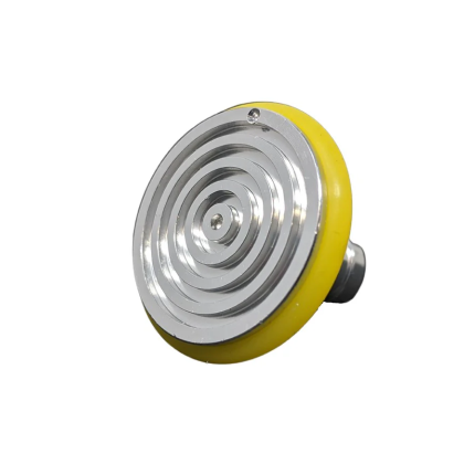 Metal specimen chuck for MICROM/QS cryostats