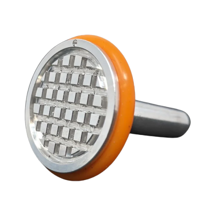 Metal specimen chuck for SHANDON cryostats