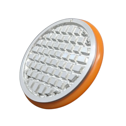 Metal specimen chuck for MICROM/QS cryostats